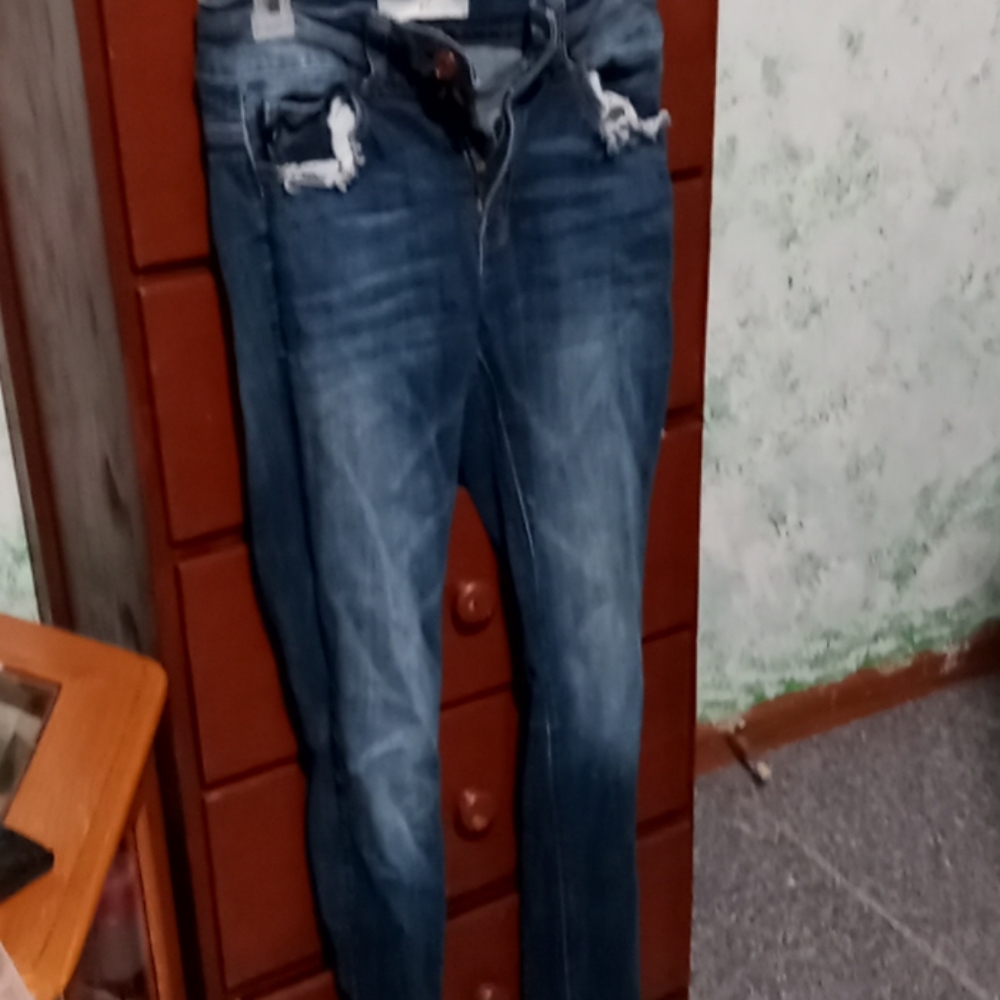 Ripped jeans